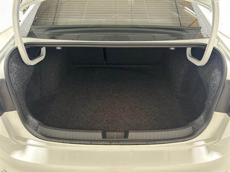 2024 Volkswagen Jetta - Image 17