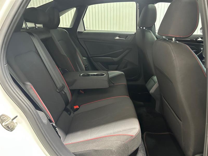 2024 Volkswagen Jetta - Image 18