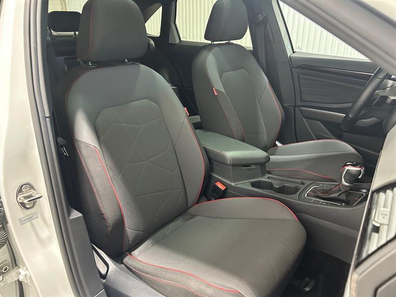 2024 Volkswagen Jetta - Image 19