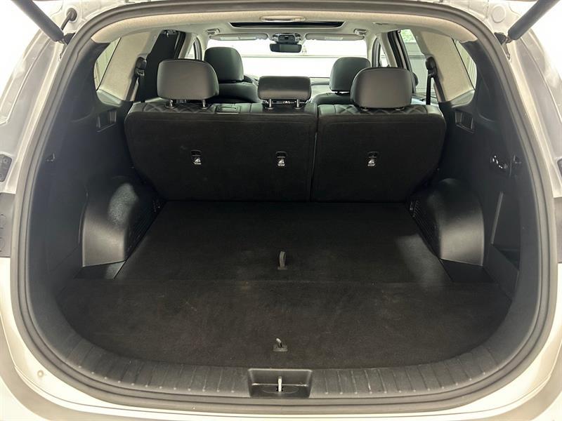 2021 Hyundai Santa Fe - Image 17