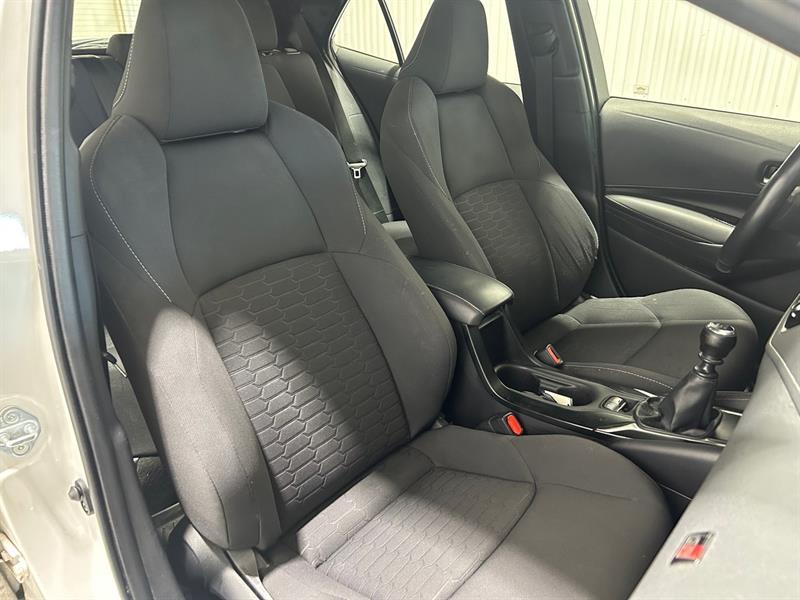 2021 Toyota Corolla - Image 19