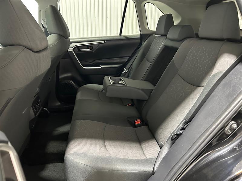 2024 Toyota RAV4 - Image 15