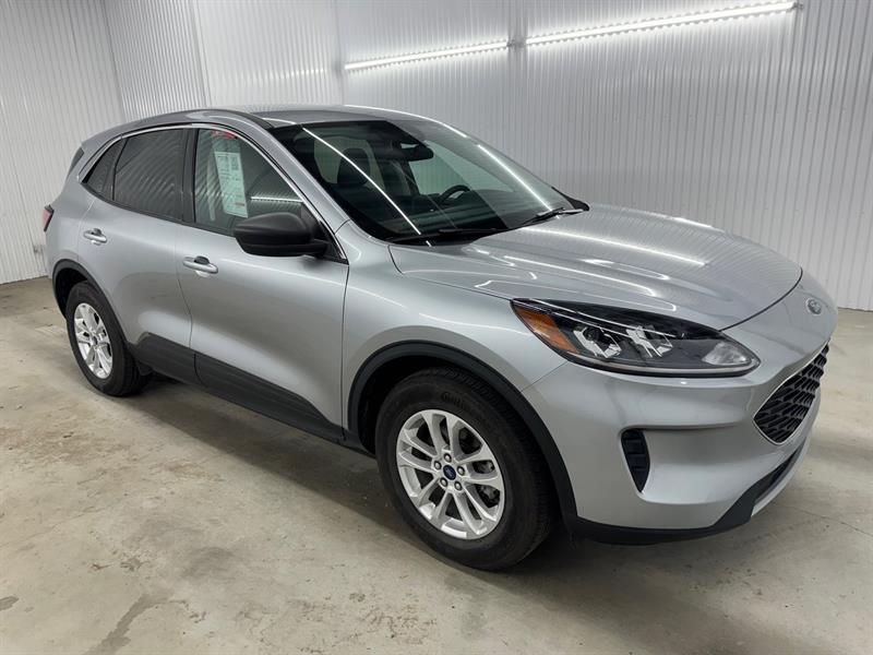 2022 Ford Escape - Image 3