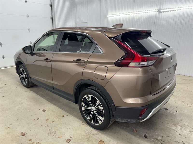 2022 Mitsubishi Eclipse - Image 8