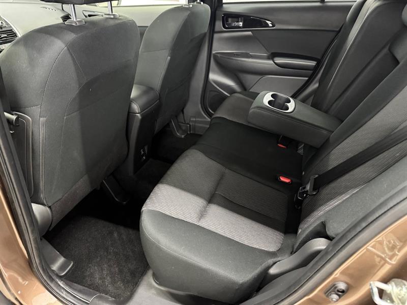 2022 Mitsubishi Eclipse - Image 14