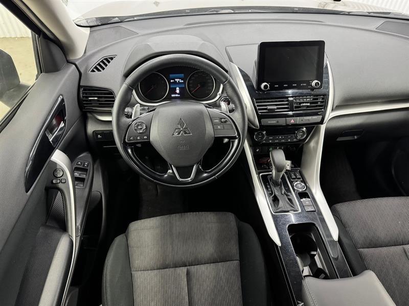 2022 Mitsubishi Eclipse - Image 19