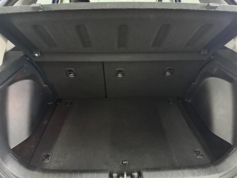 2023 Hyundai Venue - Image 8