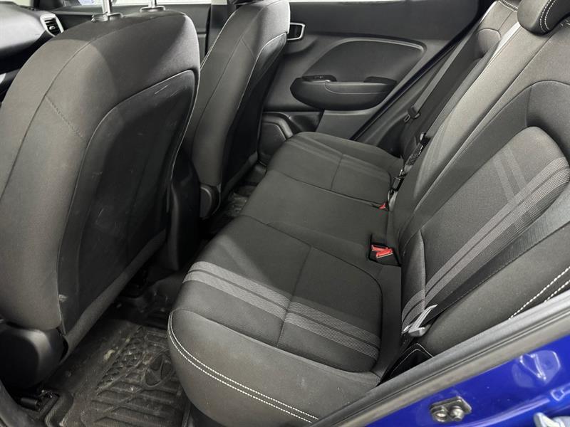 2023 Hyundai Venue - Image 17