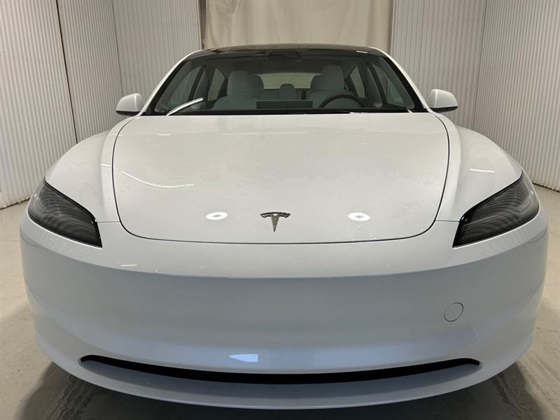 2024 Tesla Model 3 - Image 2