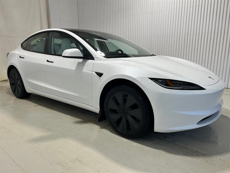 2024 Tesla Model 3 - Image 4
