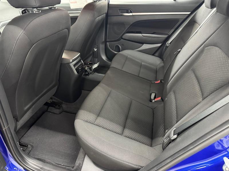 2020 Hyundai Elantra - Image 13