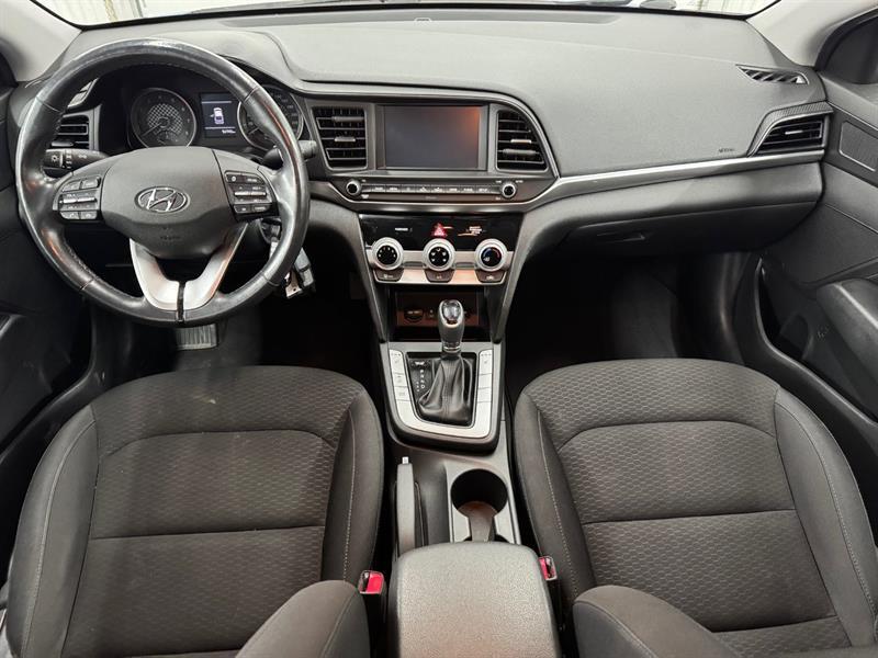 2020 Hyundai Elantra - Image 18