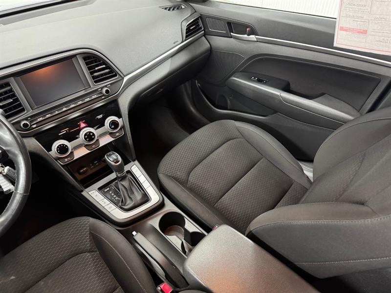 2020 Hyundai Elantra - Image 19