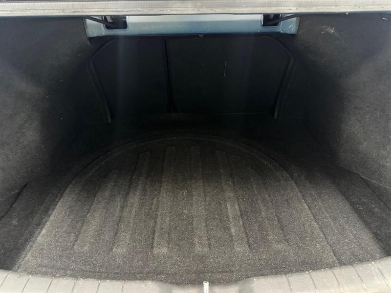 2020 Hyundai Elantra - Image 20