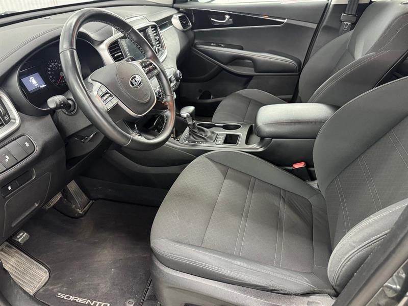 2020 Kia Sorento - Image 7