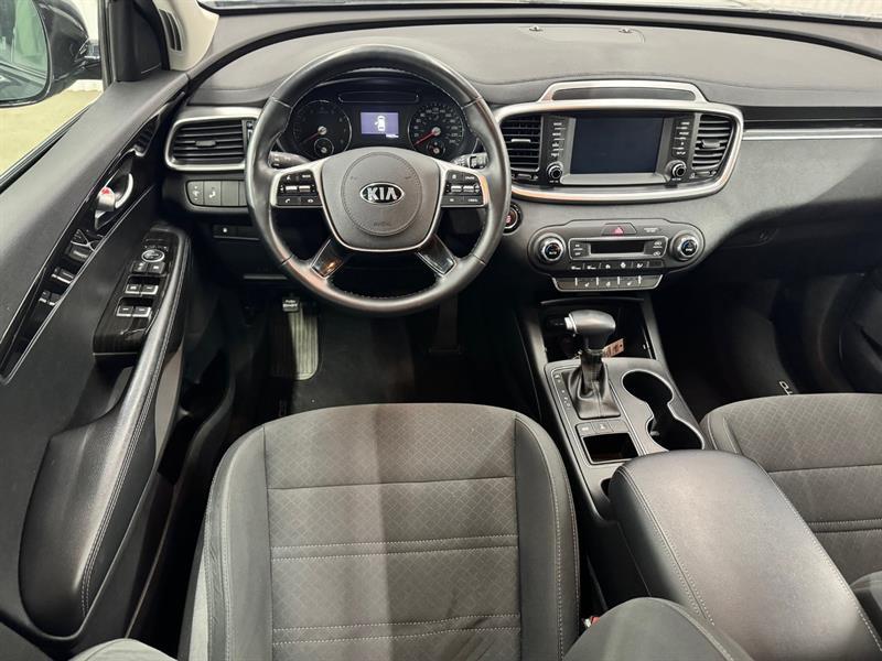 2020 Kia Sorento - Image 10