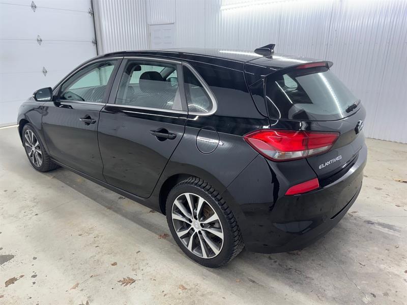 2018 Hyundai Elantra - Image 8