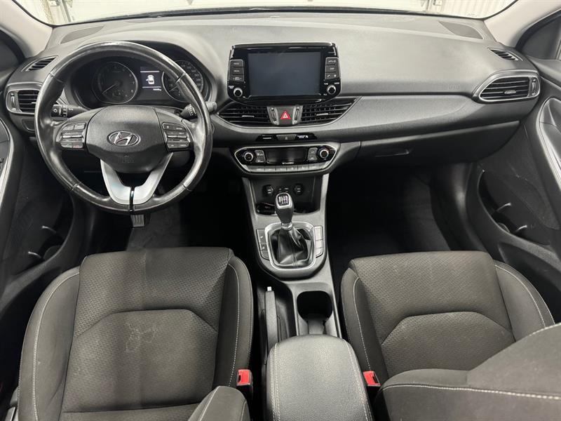 2018 Hyundai Elantra - Image 23