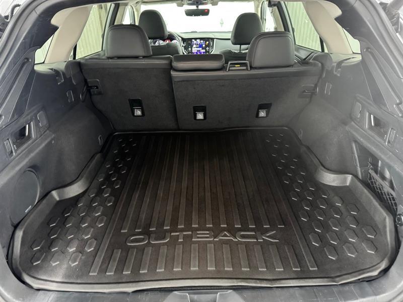 2020 Subaru Outback - Image 17