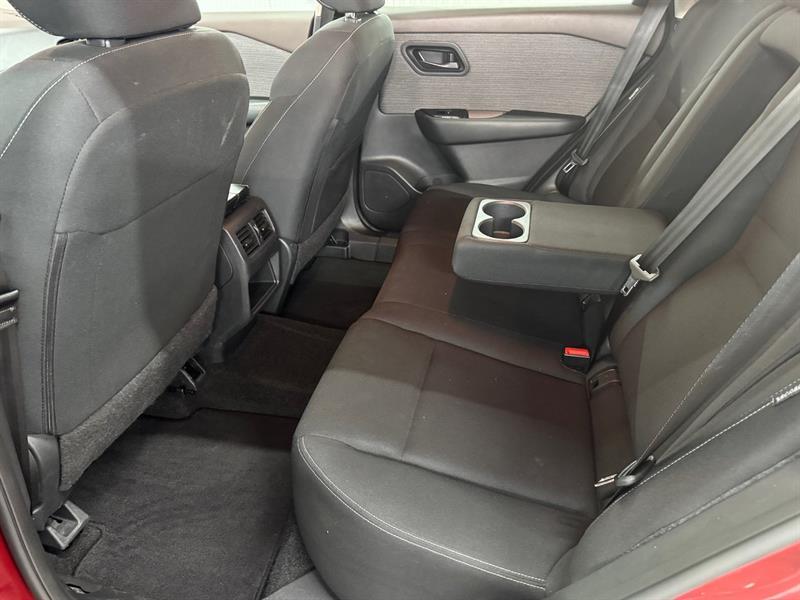 2023 Nissan Rogue - Image 9