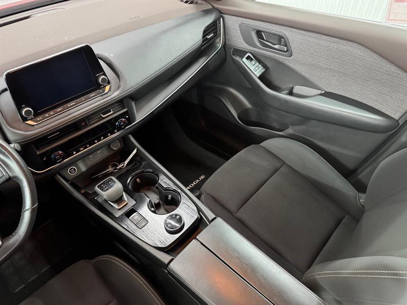 2023 Nissan Rogue - Image 10
