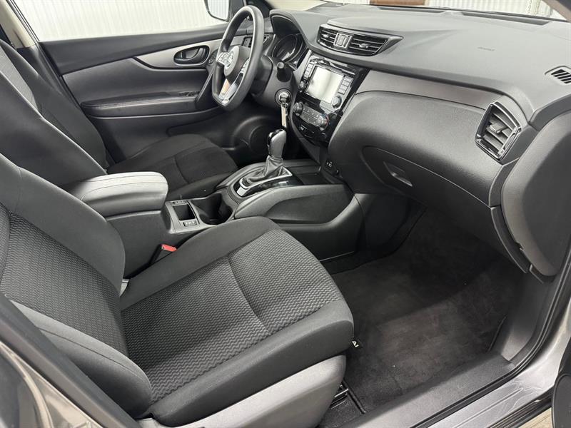 2020 Nissan Qashqai - Image 24