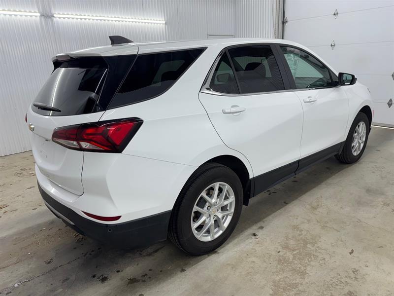 2024 Chevrolet Equinox - Image 21