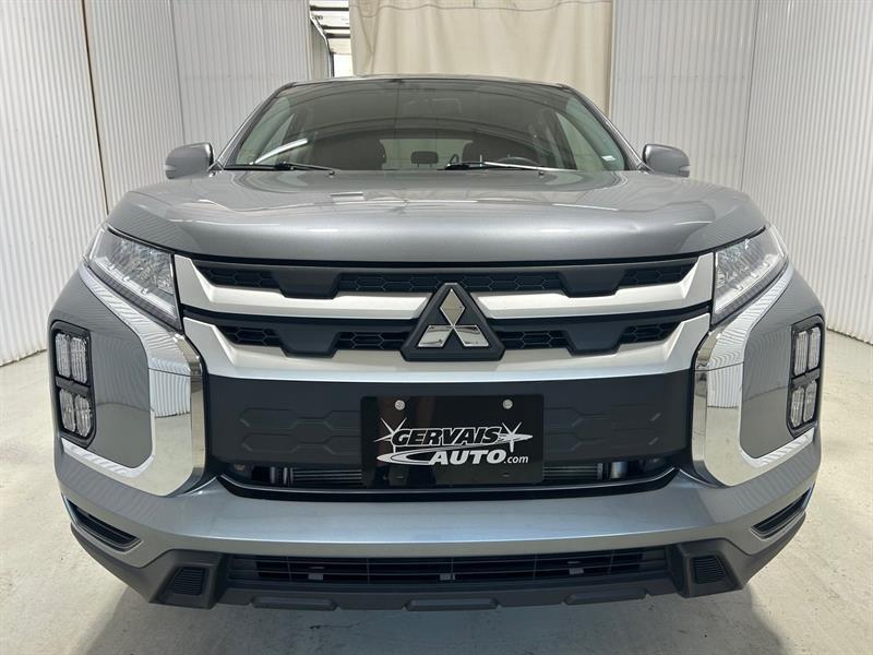 2023 Mitsubishi RVR - Image 3