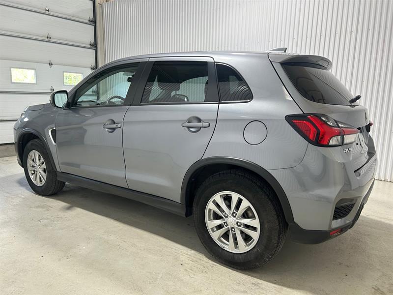 2023 Mitsubishi RVR - Image 10