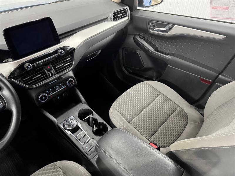 2020 Ford Escape - Image 18