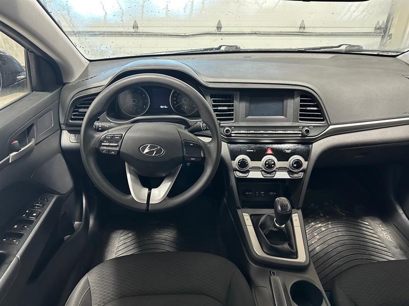 2020 Hyundai Elantra - Image 11