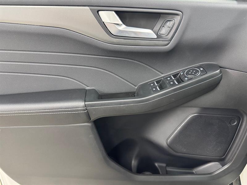 2024 Ford Escape - Image 13