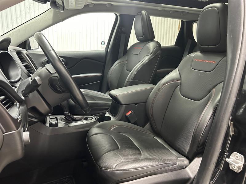 2021 Jeep Grand Cherokee - Image 13