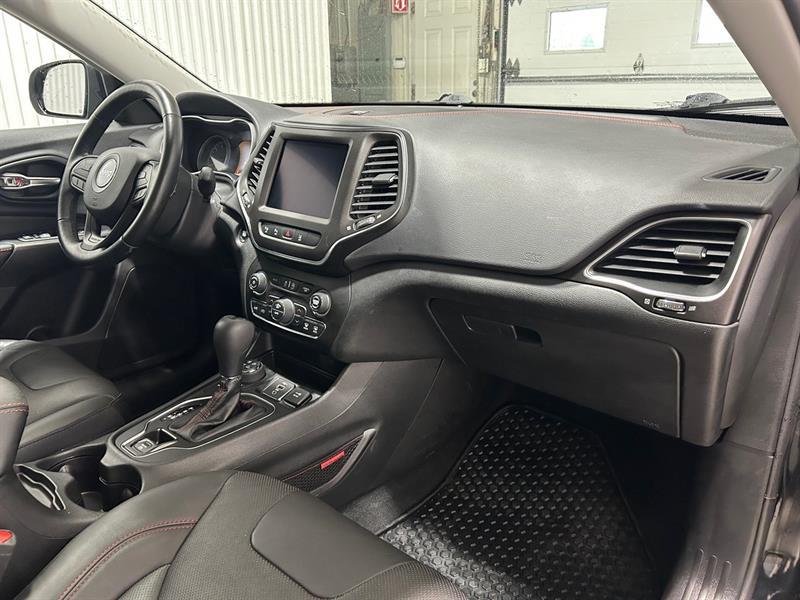 2021 Jeep Grand Cherokee - Image 21