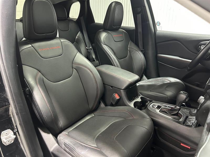 2021 Jeep Grand Cherokee - Image 24