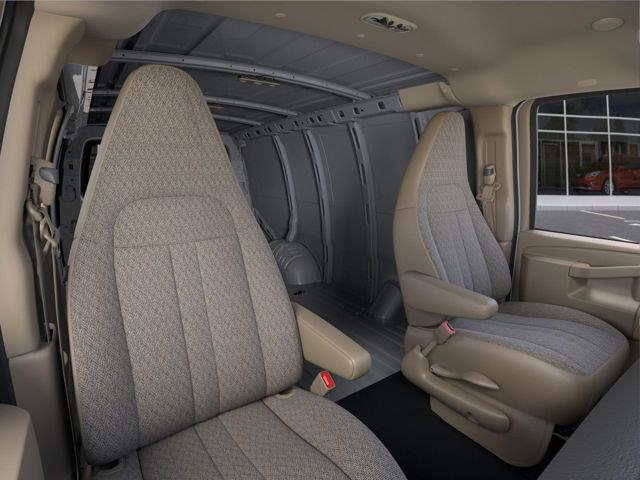 GMC Savana 6