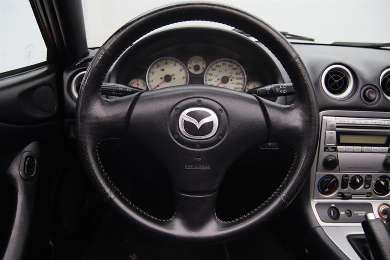 Mazda MX-5 8