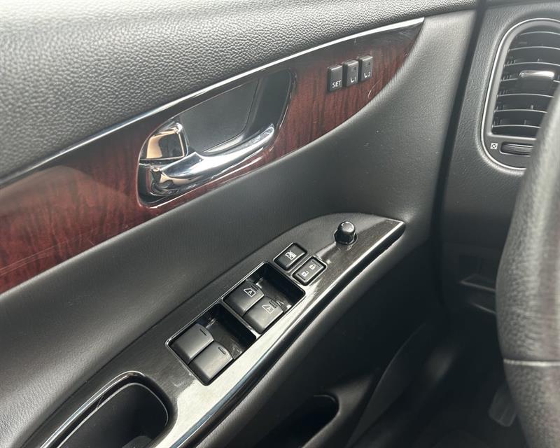 infiniti QX50 2015 - 18