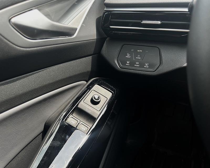 volkswagen ID.4 2023 - 17