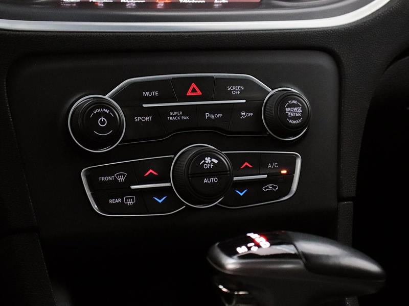 dodge Charger 2021 - 25