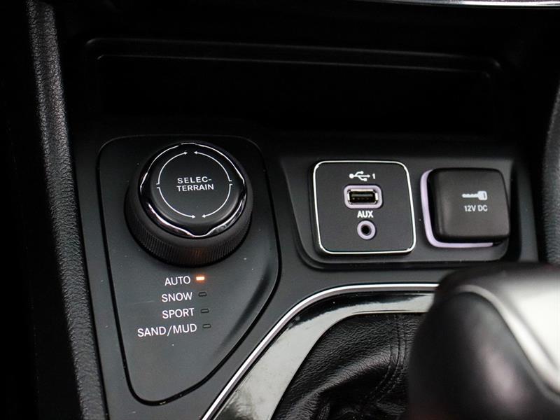 jeep Cherokee 2022 - 29