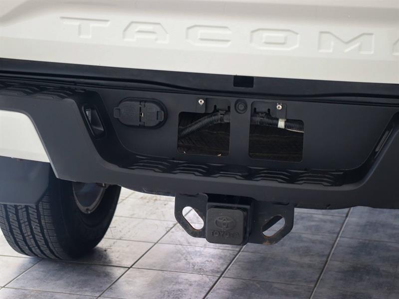 toyota Tacoma 2019 - 11