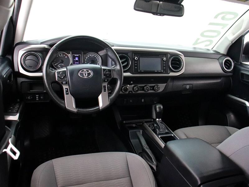 toyota Tacoma 2019 - 14