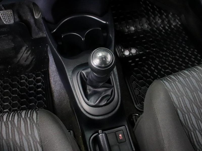 toyota Yaris 2014 - 21