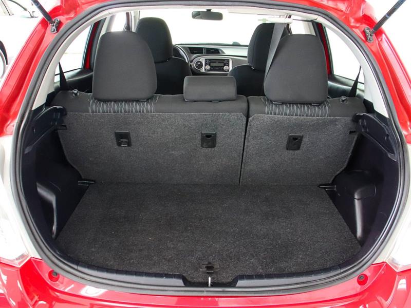 toyota Yaris 2014 - 24