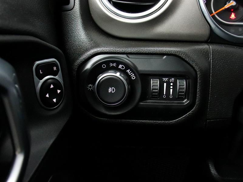 jeep Wrangler 2021 - 17