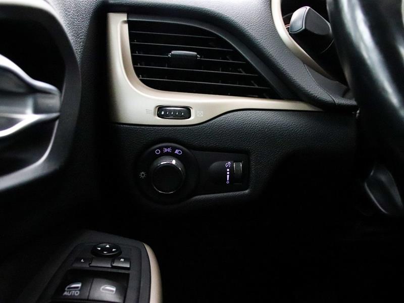 jeep Cherokee 2018 - 21