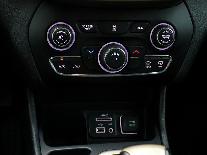 jeep Cherokee 2018 - 24