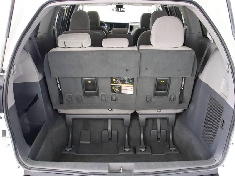 toyota Sienna 2020 - 27