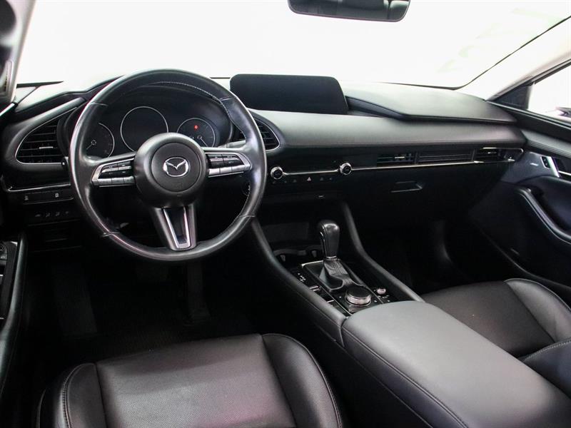 mazda Mazda3 2021 - 11